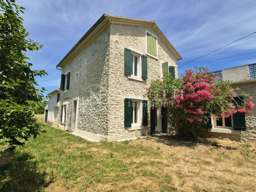 Image Façade à  maison individuelle de L'Isle-sur-la-Sorgue