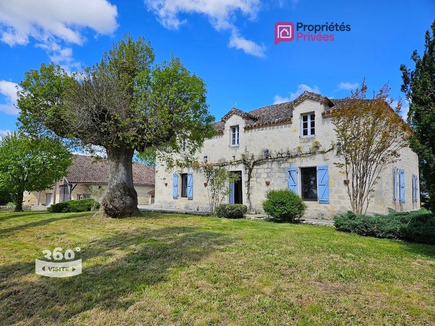 Image Façade à  maison individuelle de Gasques