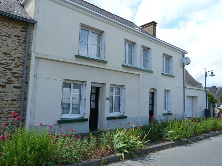 Image Façade à  maison mitoyenne de Ombrée d'Anjou