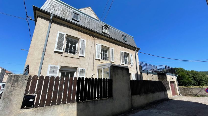 Image Façade à  maison mitoyenne de Frouard