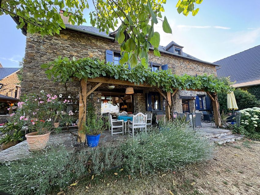 Image Façade à  maison individuelle de Juillac
