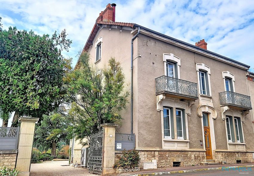 Image Façade à  maison individuelle de Santilly