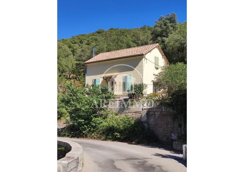 Image Façade à  maison individuelle de 4 Chemin des Pastres