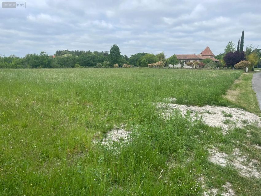 Image de terrain à Verteillac