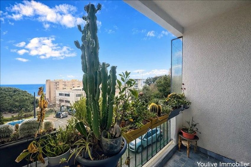 Image Terrasse à appartement de Bastia