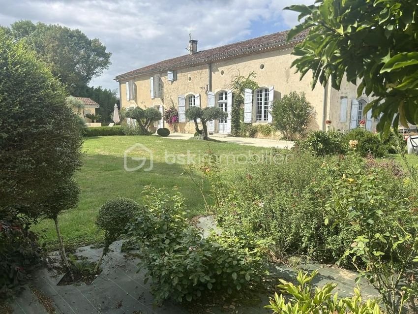 Image Façade à  propriété agricole de Agen