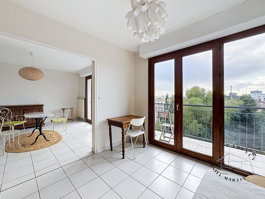 Image Terrasse à appartement de 20 Rue Guynemer