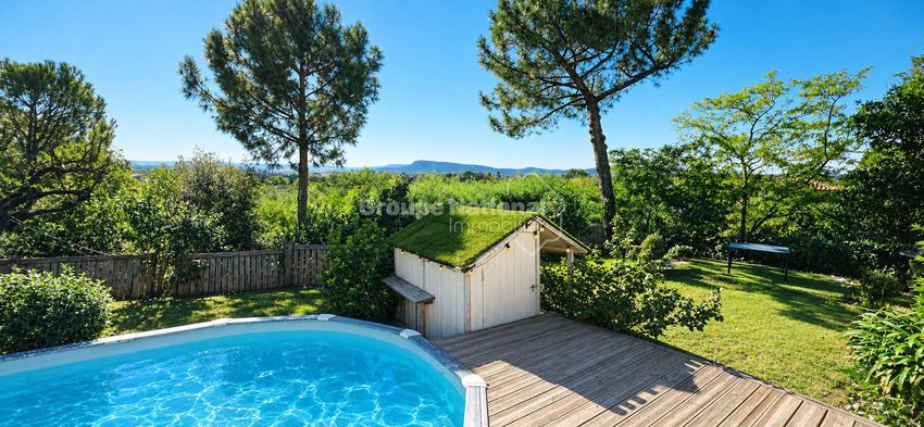 Image Piscine à  maison individuelle de Piolenc