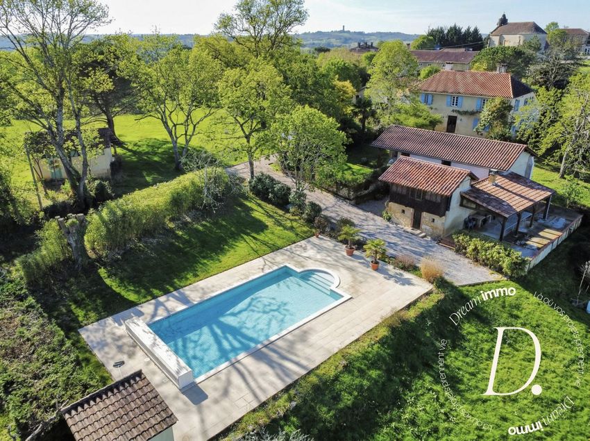 Image Piscine à  maison individuelle de Plaisance