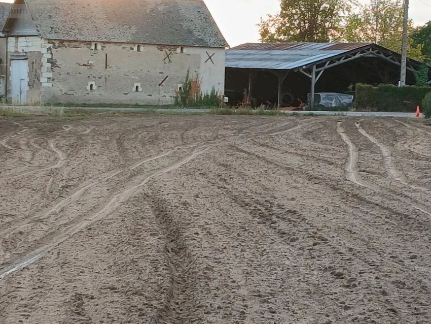 Image de terrain à Mazé-Milon