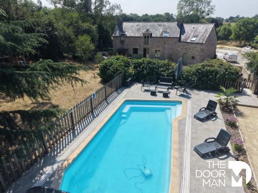 Image Piscine à  propriété agricole de Dinan