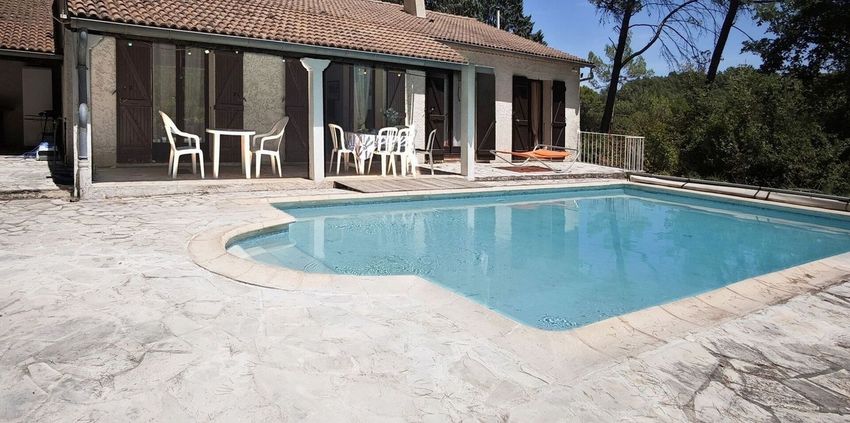 Image Piscine à  maison individuelle de Le Thoronet