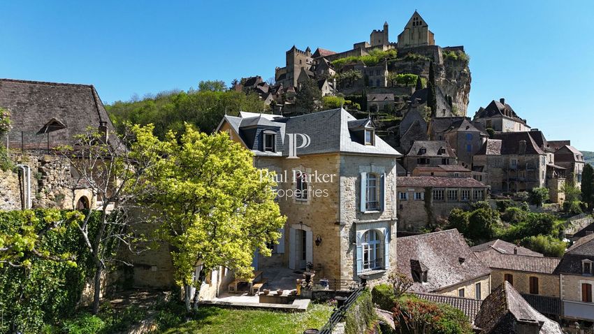 Image Façade à  maison individuelle de Beynac-et-Cazenac