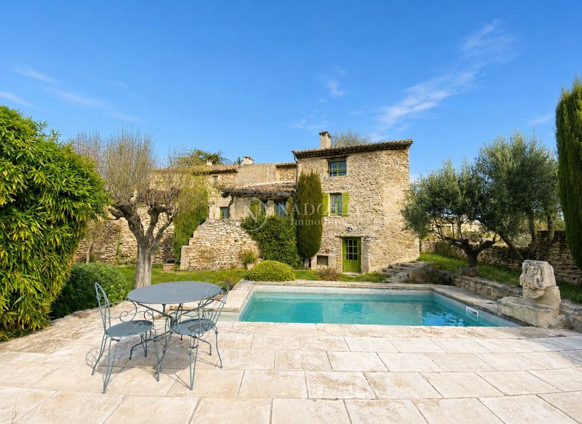 Image Piscine à  maison individuelle de Gordes