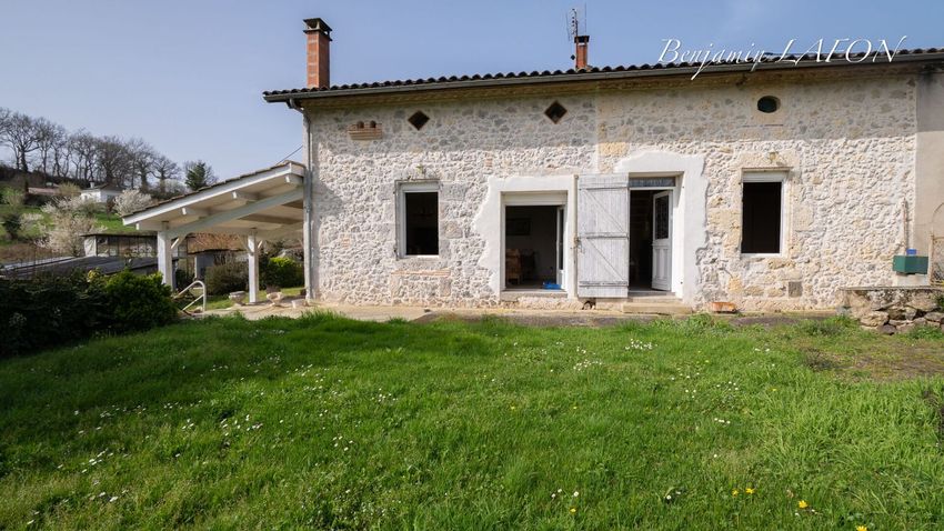 Image Façade à  maison mitoyenne de Lavardac