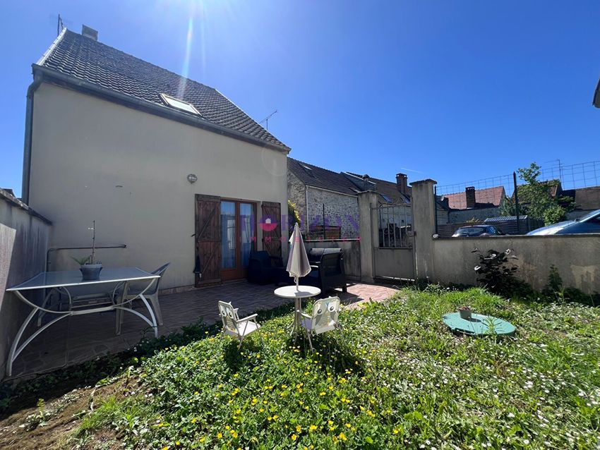Image Façade à  maison individuelle de Thiers-sur-Thève