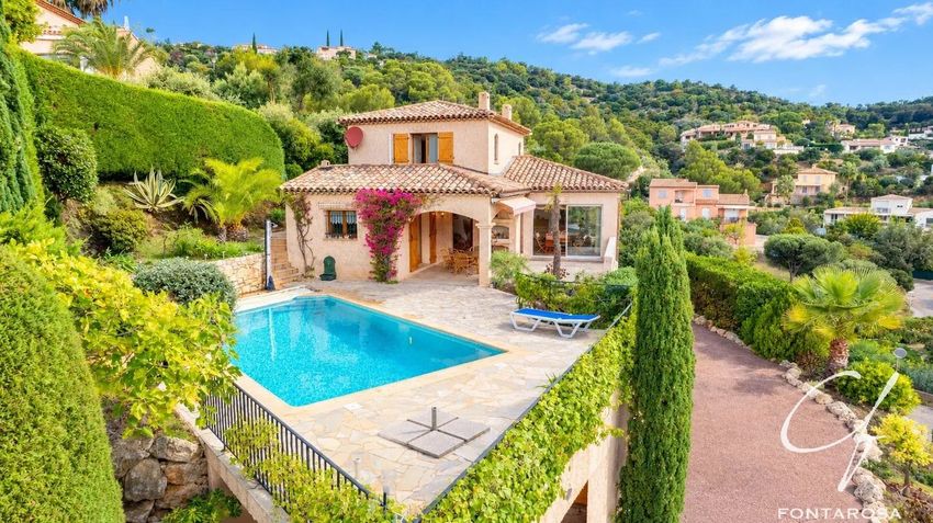 Image Piscine à  villa de Roquebrune-sur-Argens