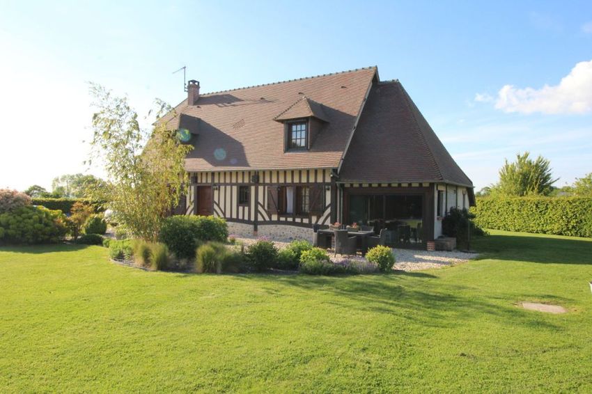 Image Façade à  maison individuelle de Bourneville-Sainte-Croix