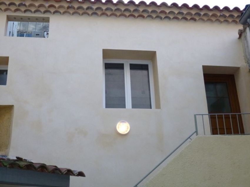 Image Façade à appartement de Carpentras