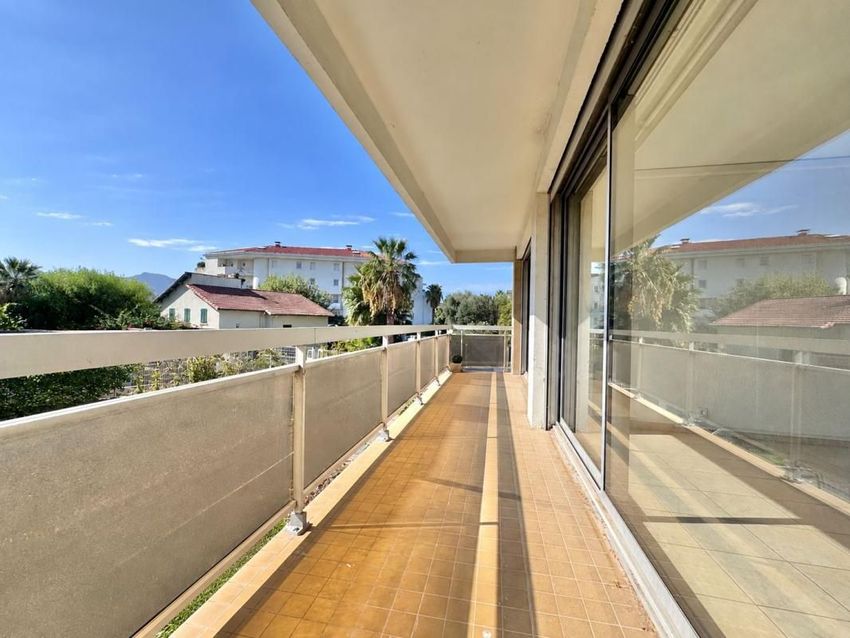 Image Terrasse à appartement de Marseille 8e Arrondissement