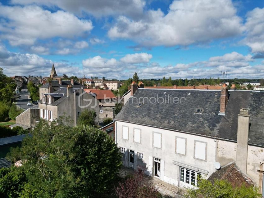 Image Façade à  maison individuelle de Magnac-Laval