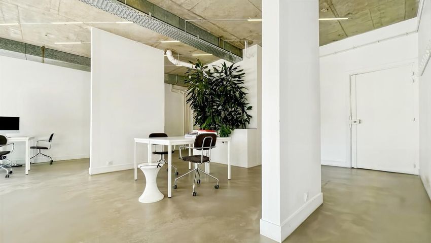 Image de bureau à Léon-Blum Folie-Regnault