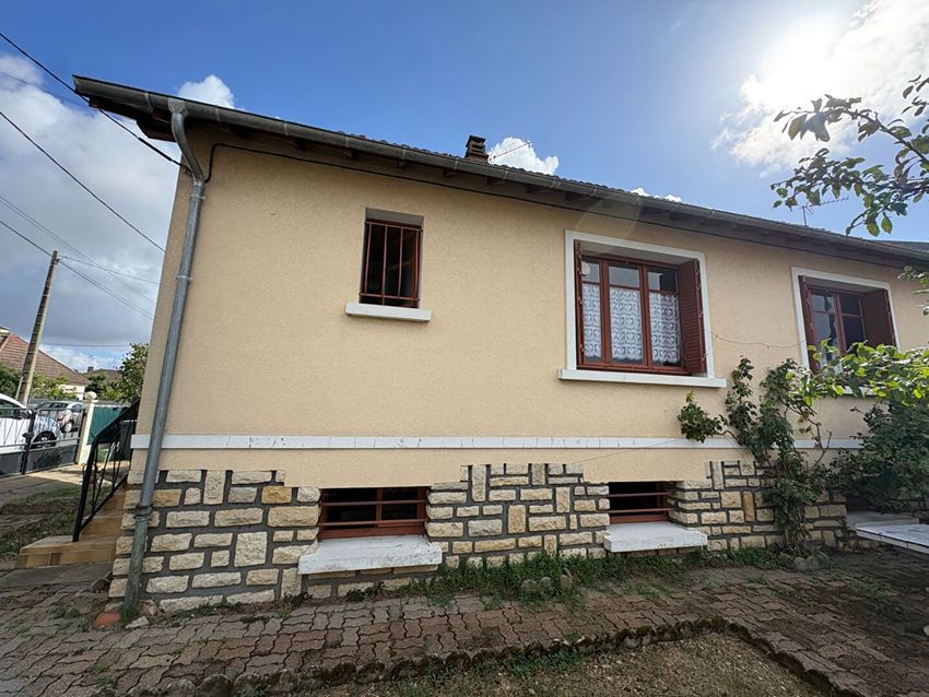 Image Façade à  maison mitoyenne de Yzeure