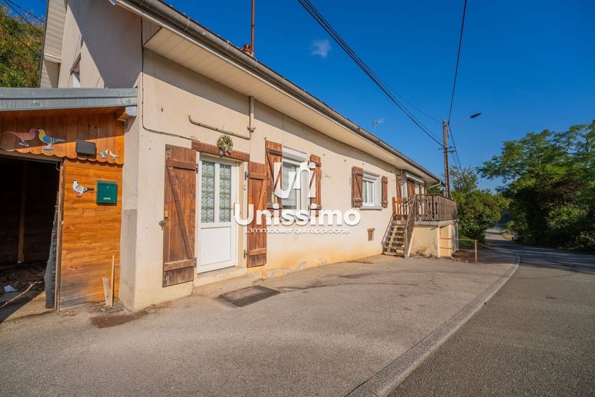 Image Façade à  maison individuelle de Soye