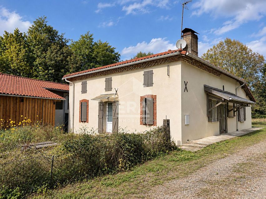 Image Façade à  maison individuelle de Saint-Gein