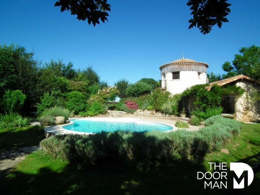 Image Piscine à  propriété agricole de Parthenay