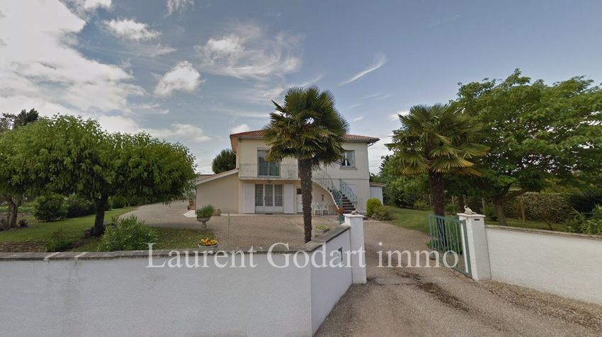 Image Façade à  maison individuelle de Lamothe-Landerron