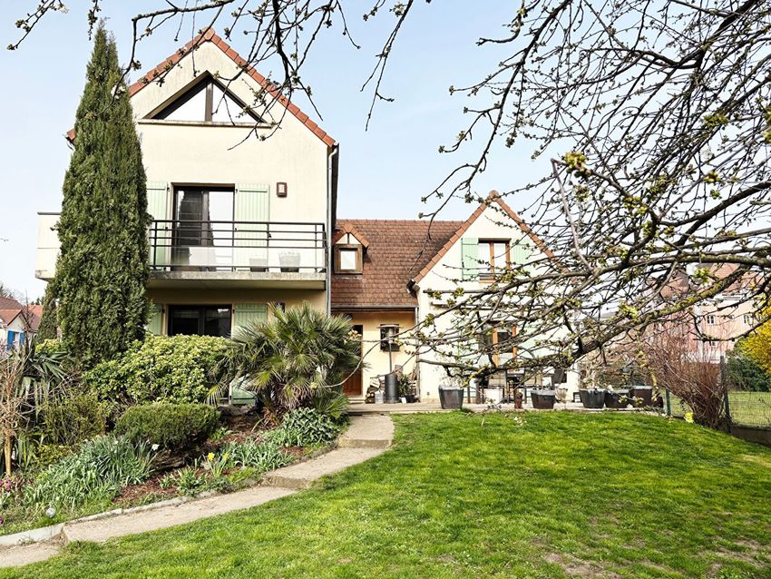 Image Façade à  maison individuelle de Saint-Gratien