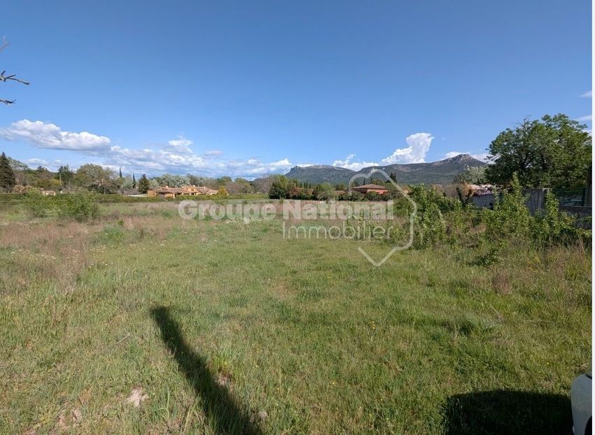 Image de terrain à Trets
