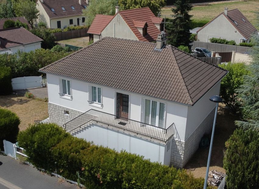 Image Façade à  maison individuelle de Rambouillet