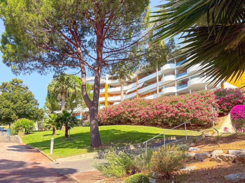 Image Jardin à appartement de Cannes