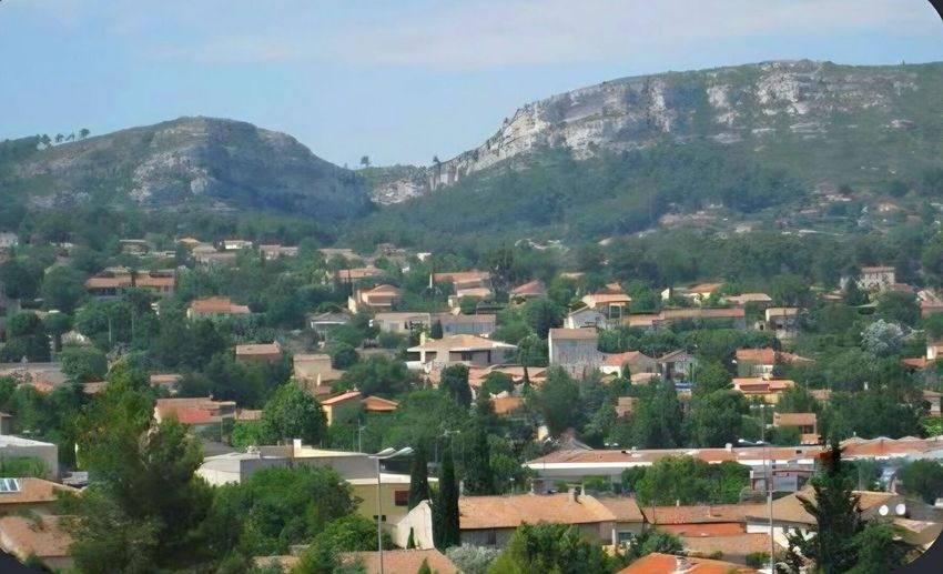 Image Vue à terrain de La Bouilladisse