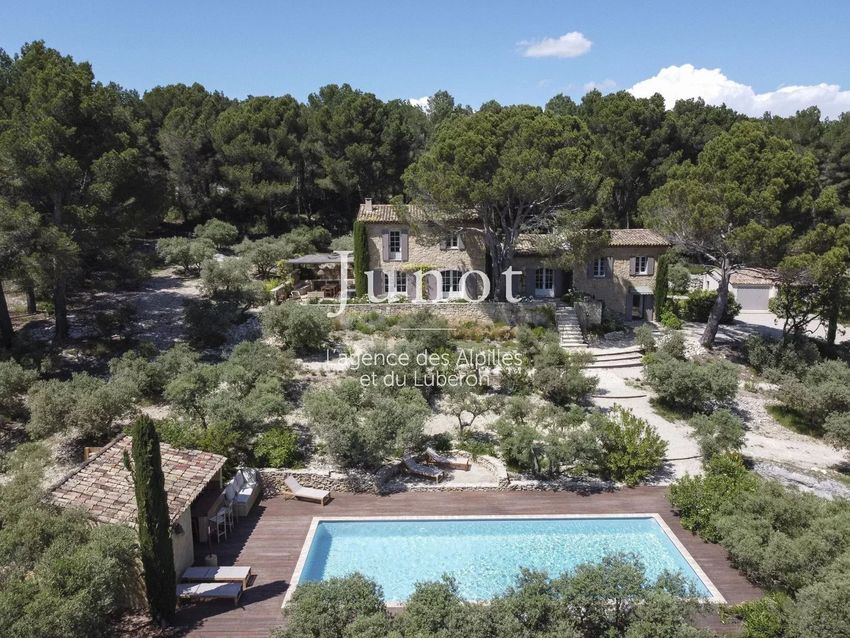 Image Piscine à  maison traditionnelle de Maussane-les-Alpilles