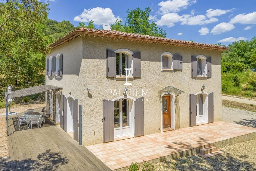 Image Façade à  maison individuelle de Allemagne-en-Provence