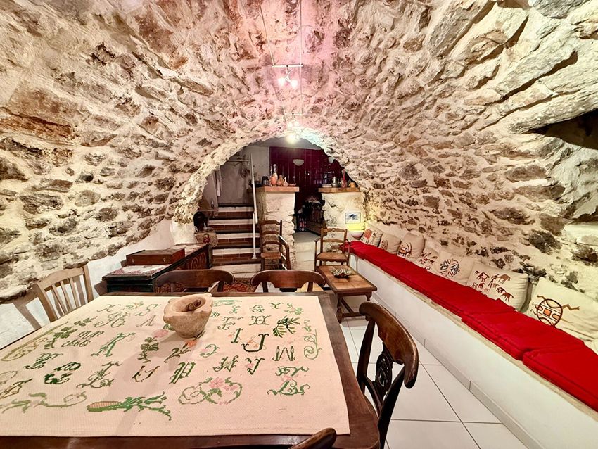 Image de  maison mitoyenne à Méounes-lès-Montrieux