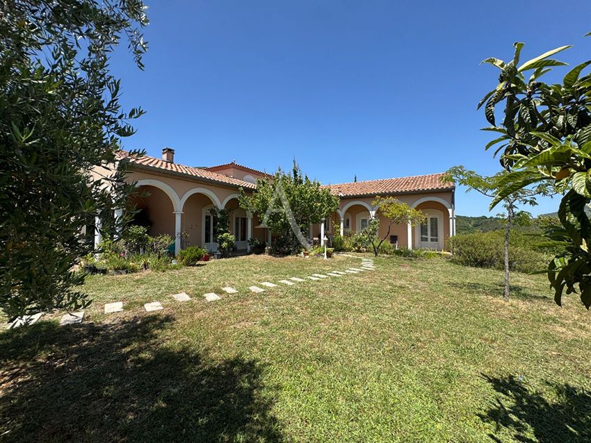 Image Façade à  maison individuelle de Quillan