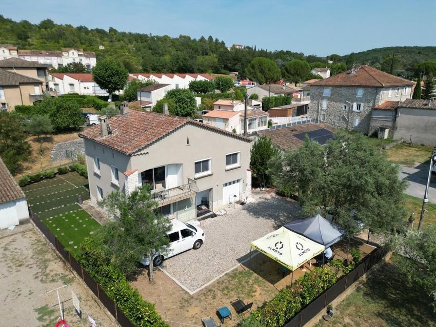 Image Façade à  maison individuelle de Ruoms