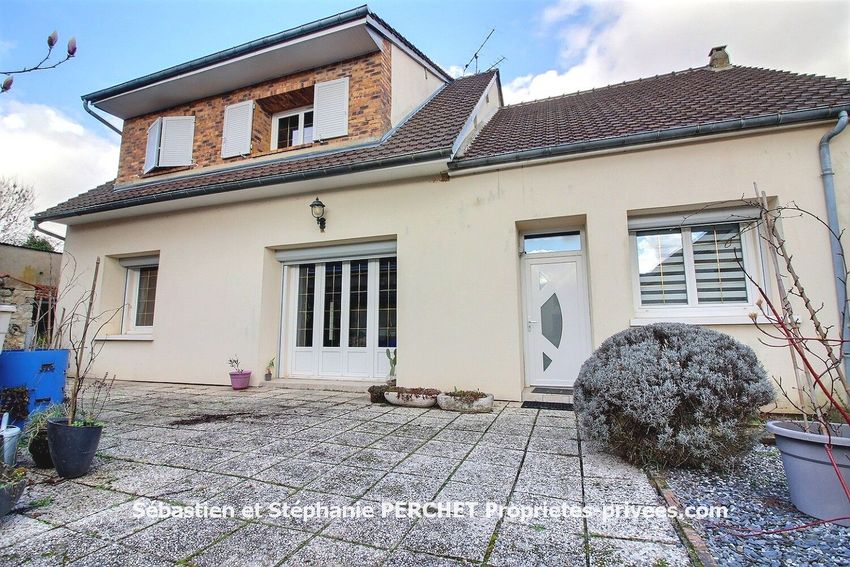 Image Façade à  maison individuelle de Bazoches-en-Dunois