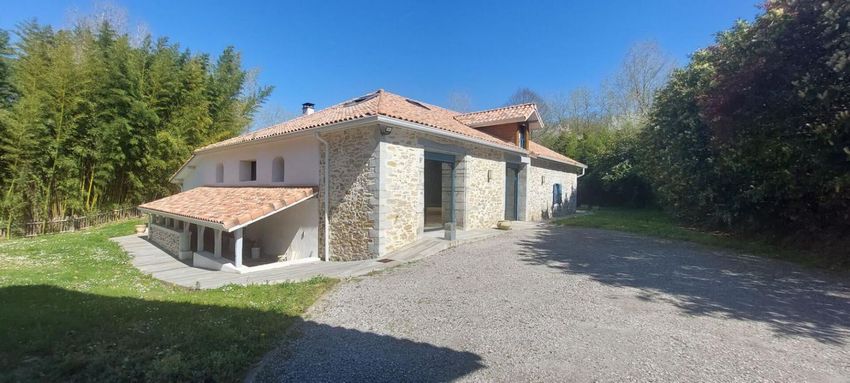 Image Façade à  maison individuelle de Saint-Martin-de-Hinx
