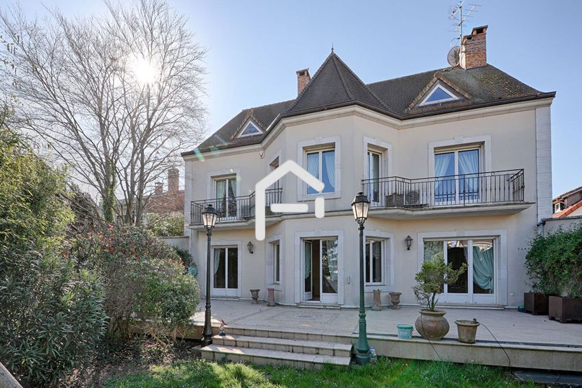 Image Façade à  maison individuelle de Orly