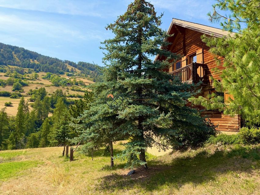 Image Façade à  maison individuelle de Vars