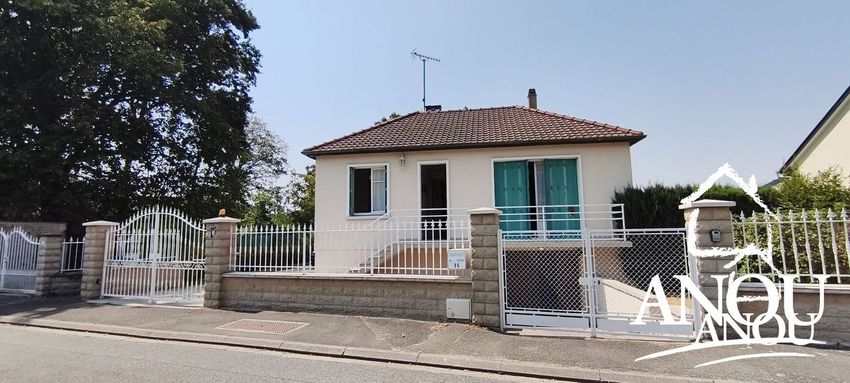 Image Façade à  maison individuelle de Cloyes-les-Trois-Rivières