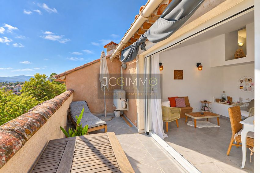 Image Terrasse à appartement de Puget-Ville