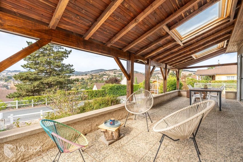 Image Terrasse à  maison individuelle de Savigny