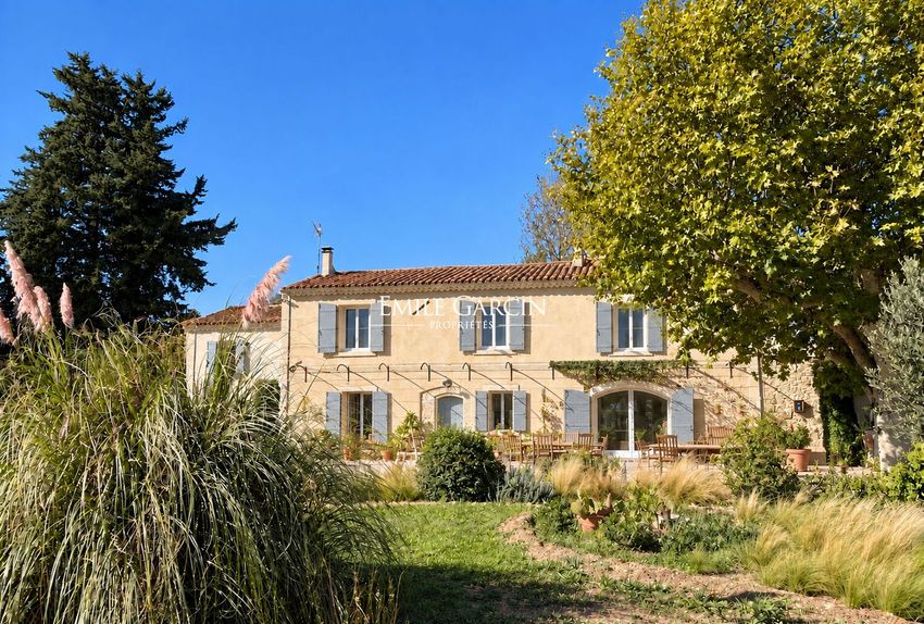 Image Façade à  maison individuelle de Sénas