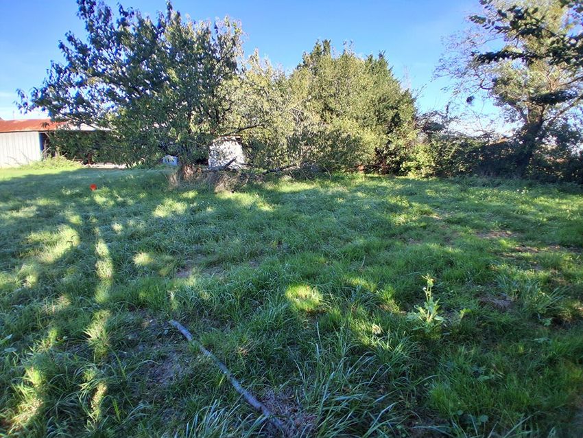 Image de terrain à La Gripperie-Saint-Symphorien